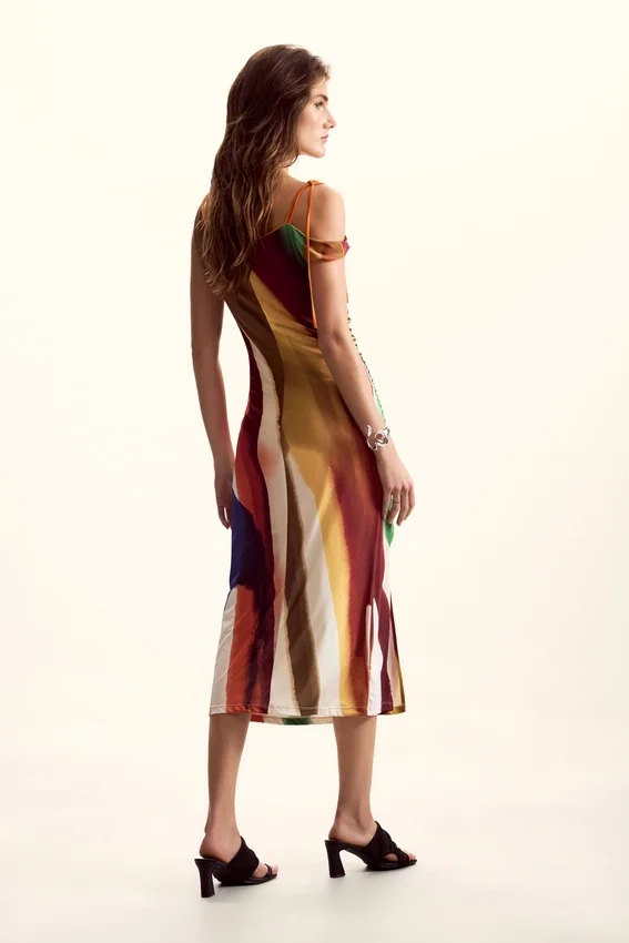 Gestreiftes Kleid von M. Christian Lacroix Gestreiftes Kleid von M. Christian Lacroix