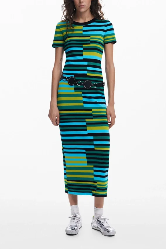Gestreiftes langes Kleid Gestreiftes langes Kleid