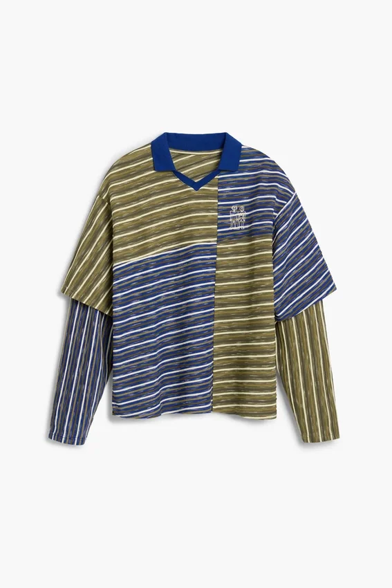 Gestreiftes T-Shirt Gestreiftes T-Shirt