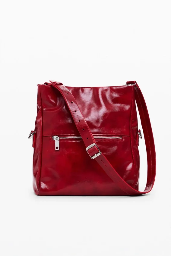 Mittlere glänzende Tasche mit Klappe Mittlere glänzende Tasche mit Klappe