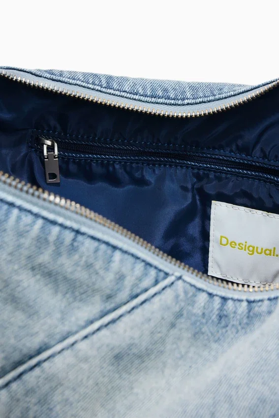 Große Denim-Charms-Tasche Große Denim-Charms-Tasche