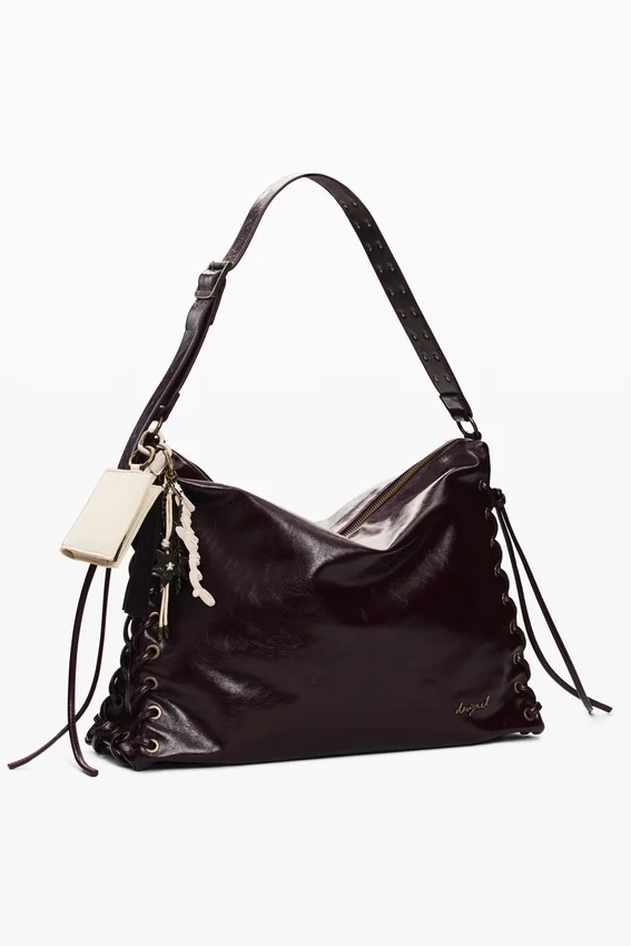 Große glänzende gewebte Tasche Große glänzende gewebte Tasche