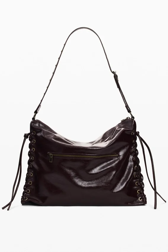 Große glänzende gewebte Tasche Große glänzende gewebte Tasche