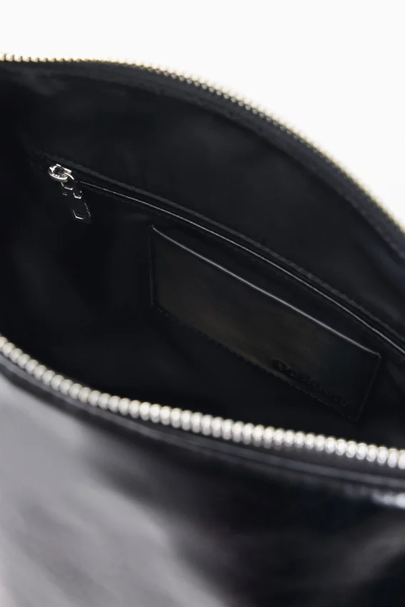 Große Tasche aus Kunstleder Große Tasche aus Kunstleder