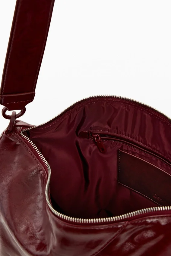 Große Tasche aus Kunstleder Große Tasche aus Kunstleder