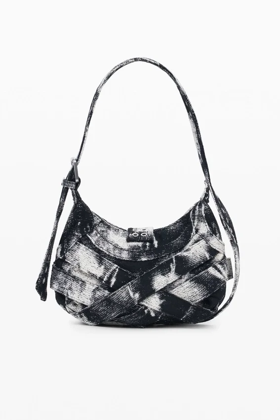 Große Tasche mit Schnallen Große Tasche mit Schnallen