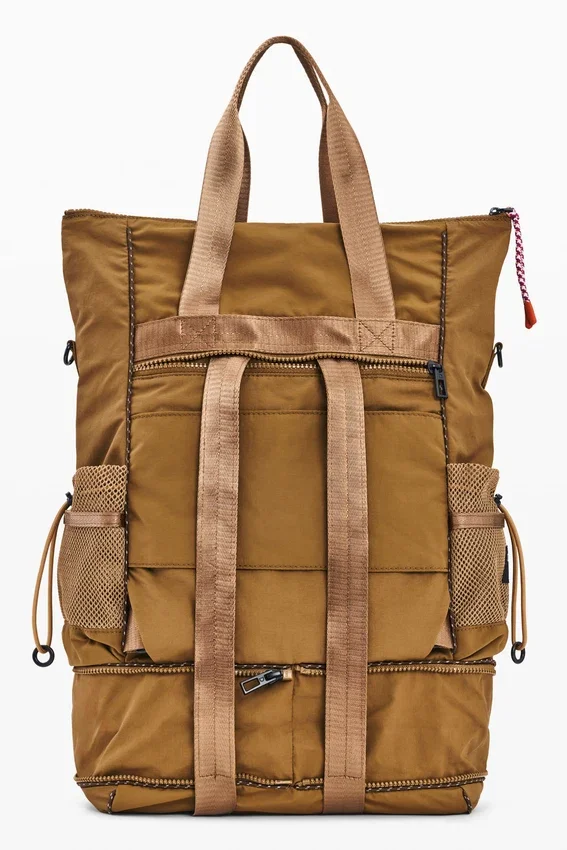 Großer brauner Rucksack Großer brauner Rucksack
