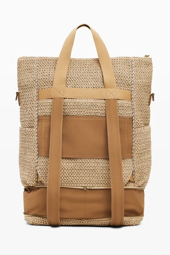 Großer modularer Raffia-Rucksack Großer modularer Raffia-Rucksack