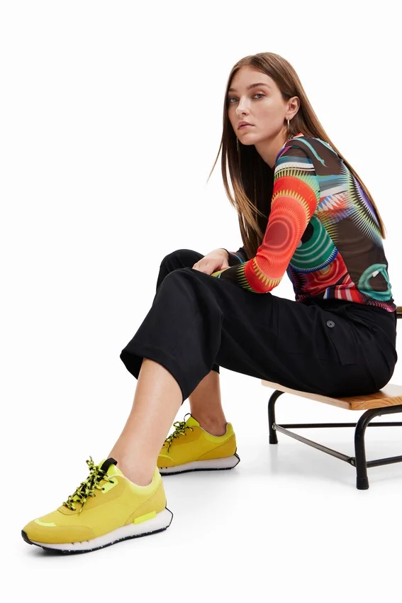 Gummierte Sneaker Gummierte Sneaker