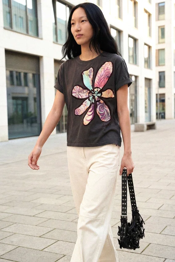 Hemden mit Blumenprint Hemden mit Blumenprint