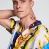Hemden mit Kosmos-Print Hemden mit Kosmos-Print