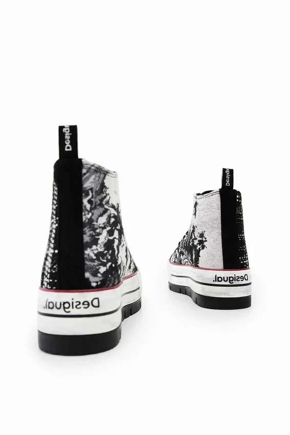 High-Top-Sneaker mit Tartan-Plateausohle High-Top-Sneaker mit Tartan-Plateausohle