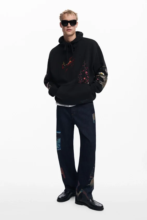 Hoodie mit Landschaftsmotiv Hoodie mit Landschaftsmotiv