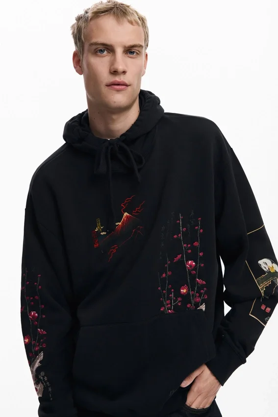 Hoodie mit Landschaftsmotiv Hoodie mit Landschaftsmotiv