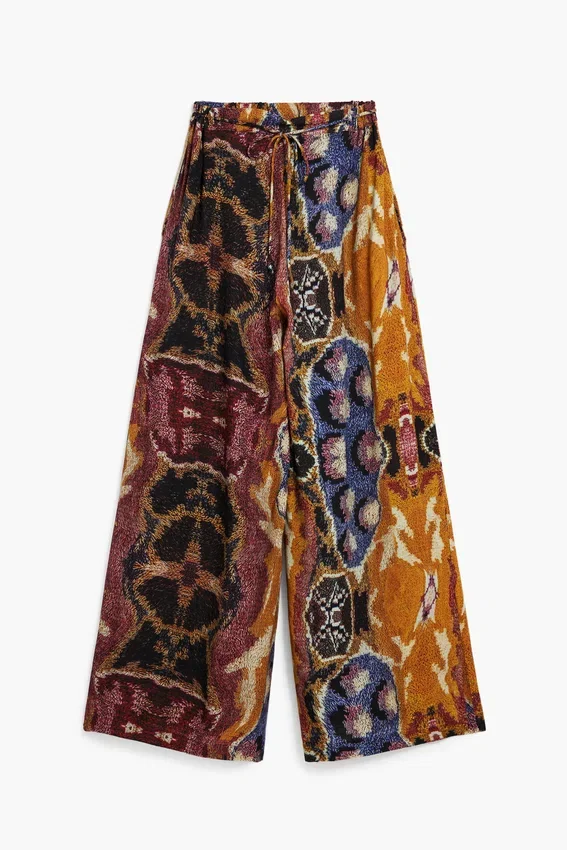Hosen, entworfen von Christian Lacroix Hosen, entworfen von Christian Lacroix