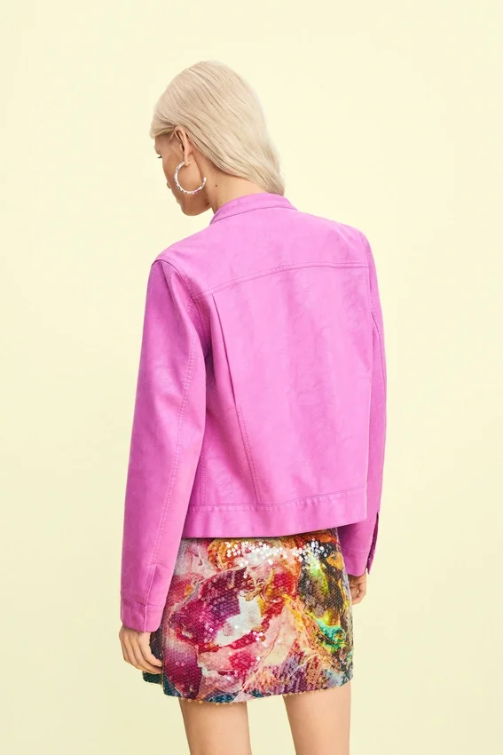 Jacke aus Kunstleder Jacke aus Kunstleder