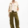 Jacke mit Blumenapplikationen Jacke mit Blumenapplikationen