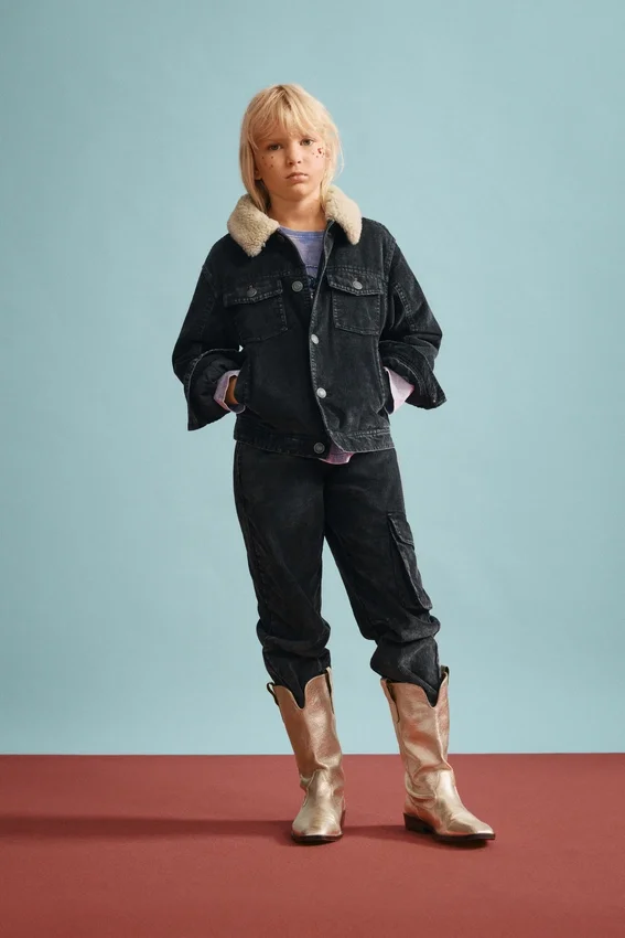 Jacke mit Sherpa-Kragen Jacke mit Sherpa-Kragen