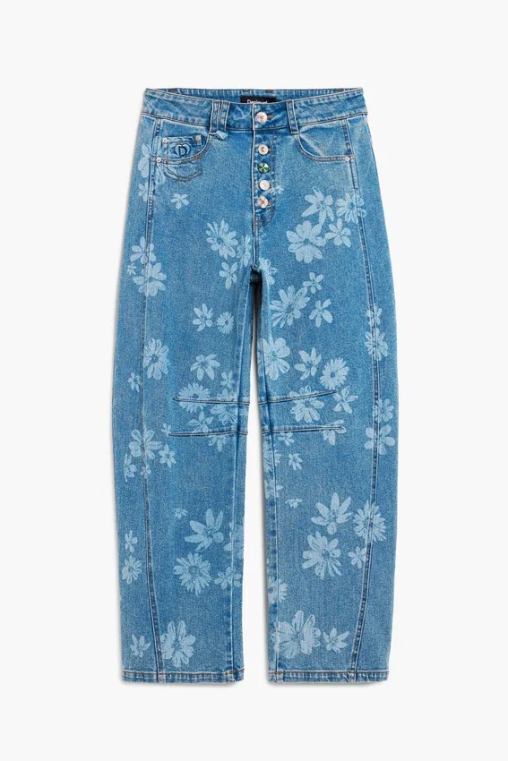 Jeans mit Blumenmuster Jeans mit Blumenmuster