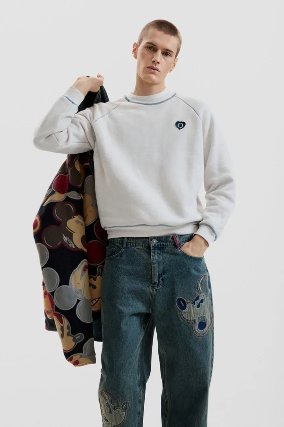 Jeans mit Disney™-Aufnähern Jeans mit Disney™-Aufnähern