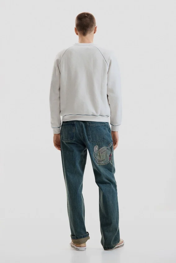 Jeans mit Disney™-Aufnähern Jeans mit Disney™-Aufnähern