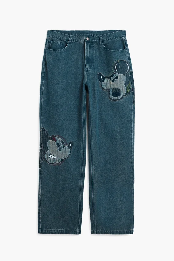 Jeans mit Disney™-Aufnähern Jeans mit Disney™-Aufnähern