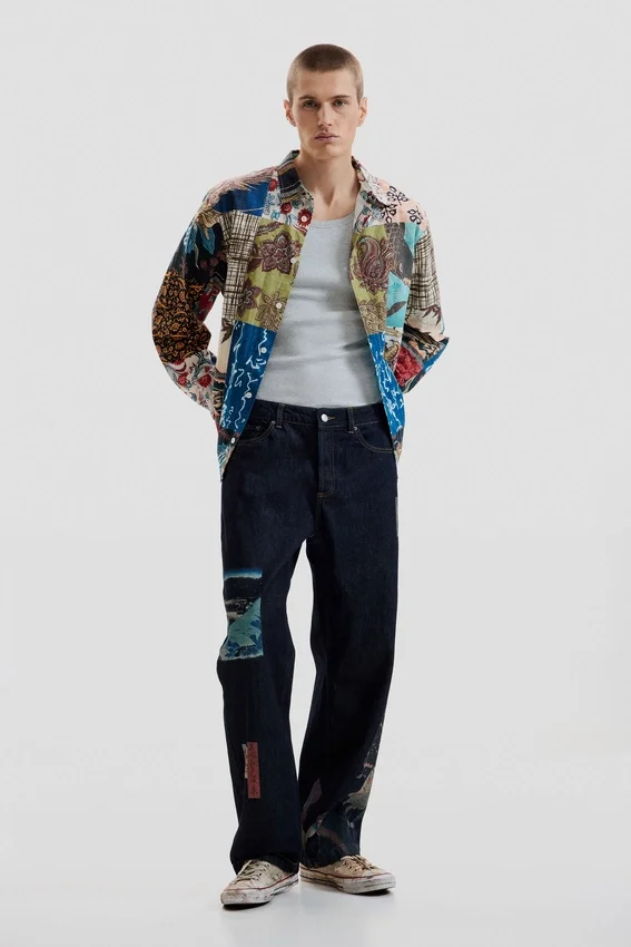 Jeans mit orientalischem Print Jeans mit orientalischem Print