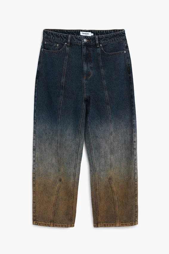 Jeanshose mit Farbverlauf Jeanshose mit Farbverlauf