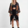 Kimono mit ethnischen Quasten