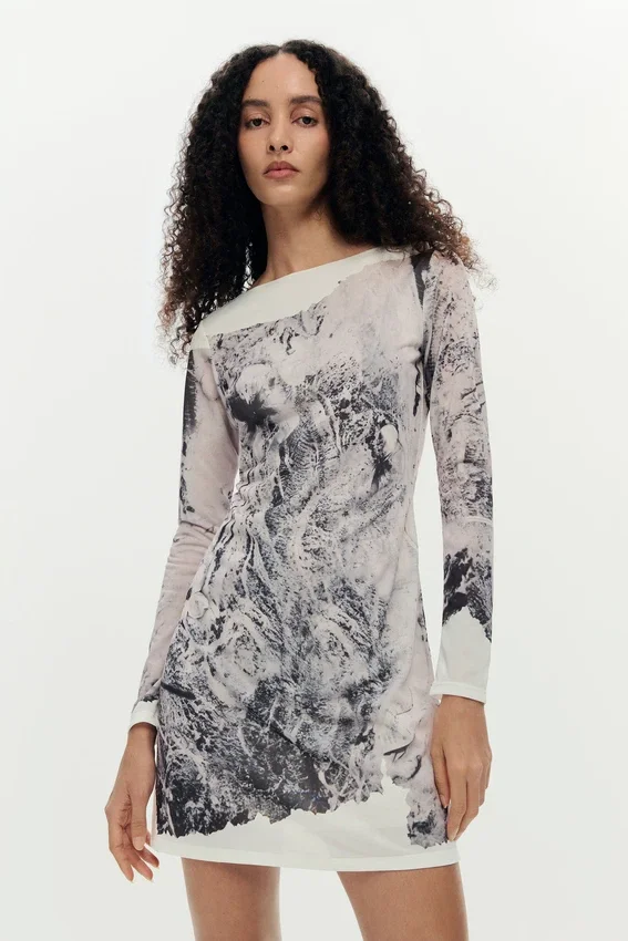 Kleider mit Collagenprint Kleider mit Collagenprint