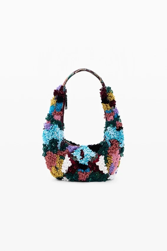 Kleine bestickte Tasche Kleine bestickte Tasche