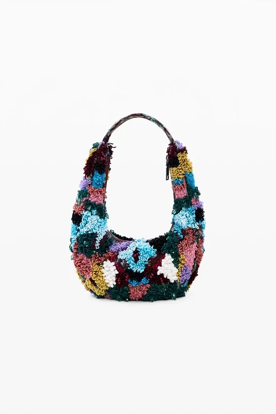 Kleine bestickte Tasche Kleine bestickte Tasche