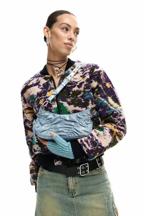 Kleine Denim-Tasche mit Raffungen Kleine Denim-Tasche mit Raffungen