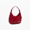 Kleine Tasche mit Blumenapplikation Kleine Tasche mit Blumenapplikation