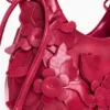 Kleine Tasche mit Blumen-Applikationen Kleine Tasche mit Blumen-Applikationen