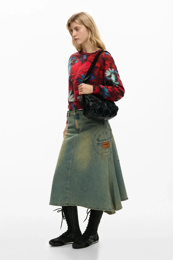 Kleine Tasche mit Blumen, rot Kleine Tasche mit Blumen, rot