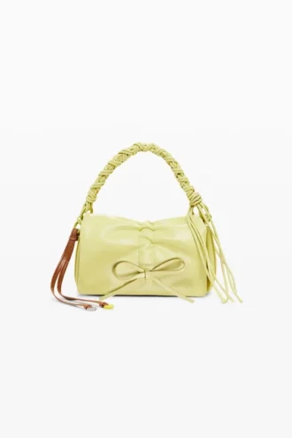 Kleine Tasche mit glänzender Schleife Kleine Tasche mit glänzender Schleife