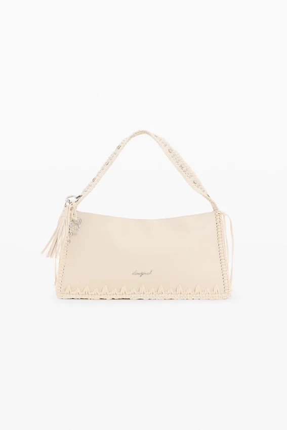Kleine Tasche mit Nieten Kleine Tasche mit Nieten