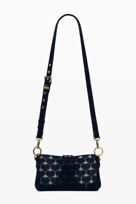 Kleine Tasche mit Schnalle Kleine Tasche mit Schnalle