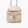 Kleiner bestickter Rucksack Kleiner bestickter Rucksack