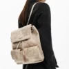 Kleiner bestickter Rucksack Kleiner bestickter Rucksack