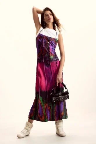 Kombiniertes Kleid, entworfen von Christian Lacroix Kombiniertes Kleid, entworfen von Christian Lacroix