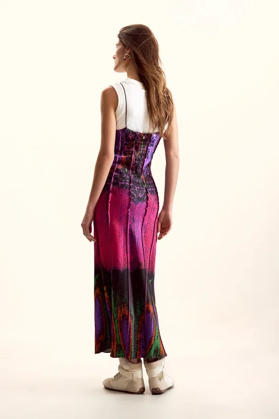 Kombiniertes Kleid, entworfen von Christian Lacroix Kombiniertes Kleid, entworfen von Christian Lacroix