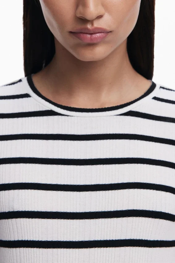Kombiniertes Midikleid Kombiniertes Midikleid