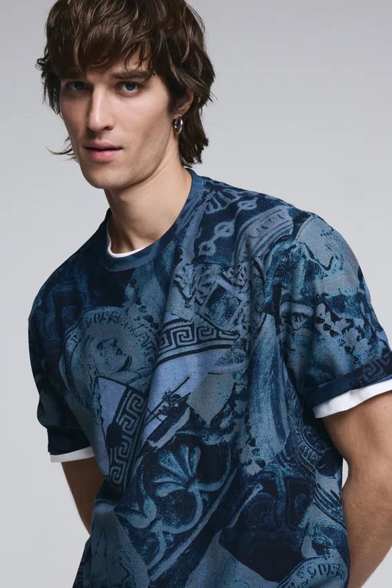 Kurzarm-T-Shirt mit Mosaikmuster Kurzarm-T-Shirt mit Mosaikmuster