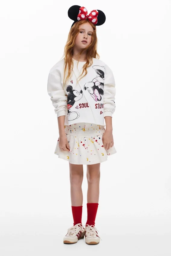 Mickey Mouse™ Kiss Sweatshirt Mickey Mouse™ Kiss Sweatshirt
