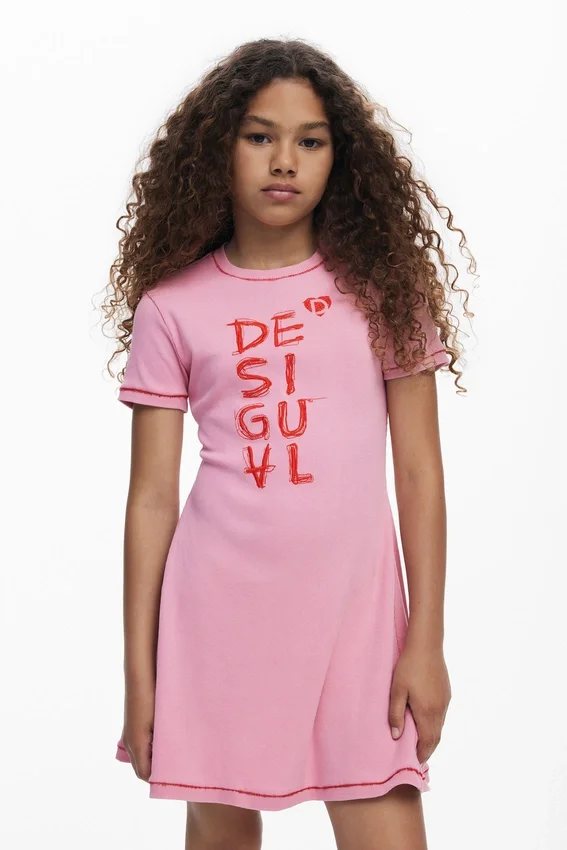 Kurzes Kleid mit Logo Kurzes Kleid mit Logo