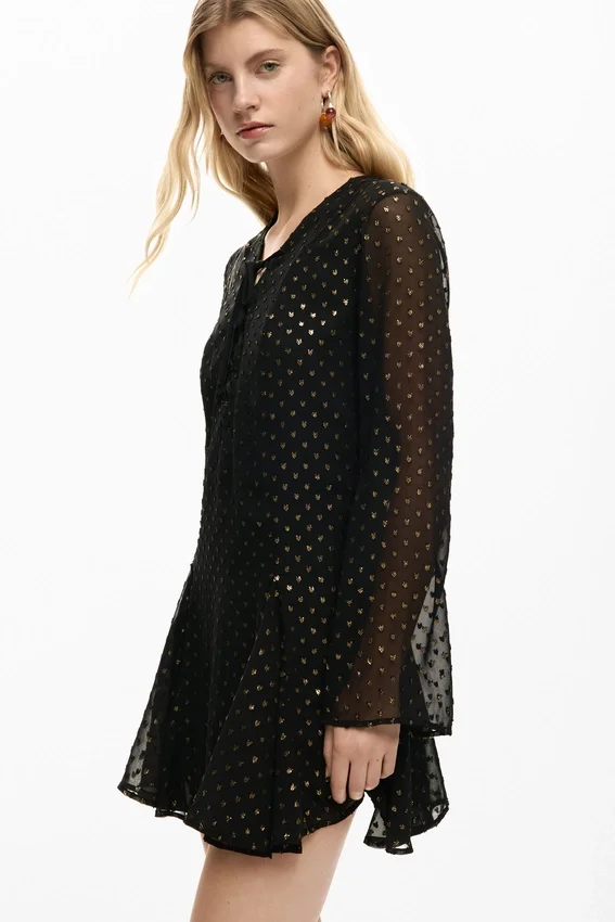 Kurzes Plumetis-Kleid Kurzes Plumetis-Kleid