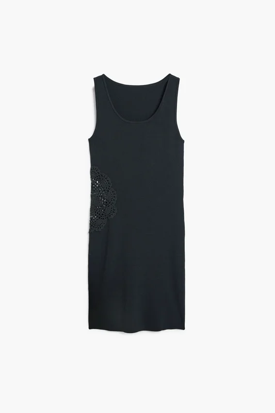 Kurzes Strickkleid Kurzes Strickkleid