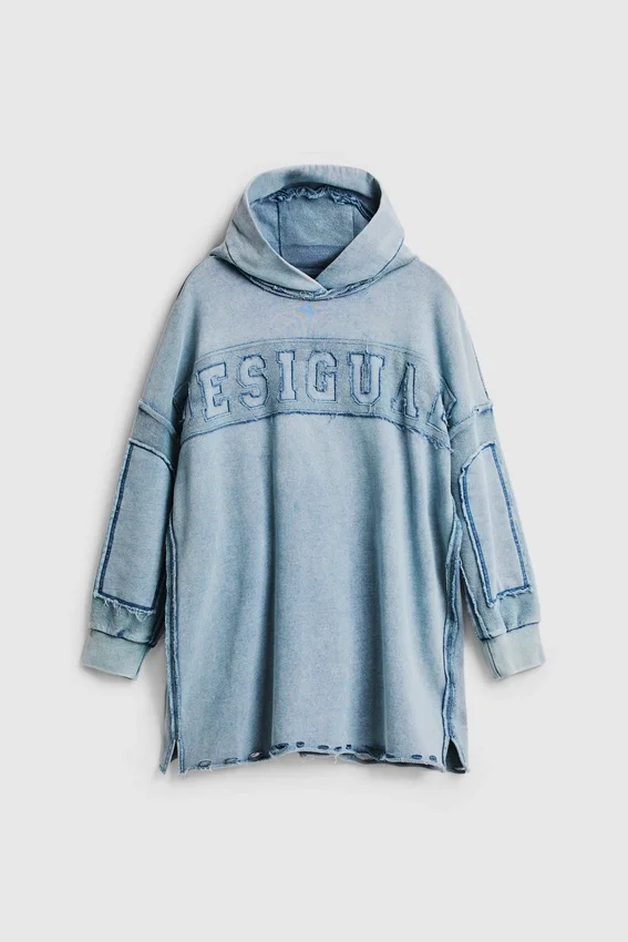 Kurzes Sweatshirt-Kleid Kurzes Sweatshirt-Kleid
